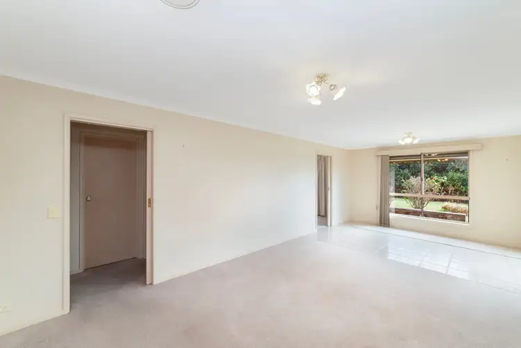 Fifth view of Homely house listing, 10 Ormsby Court, Warrnambool VIC 3280