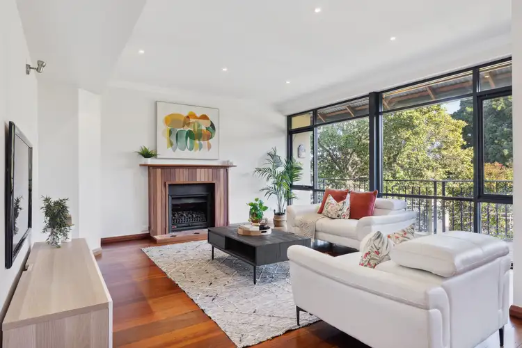 2 Lake Avenue, Shenton Park WA 6008