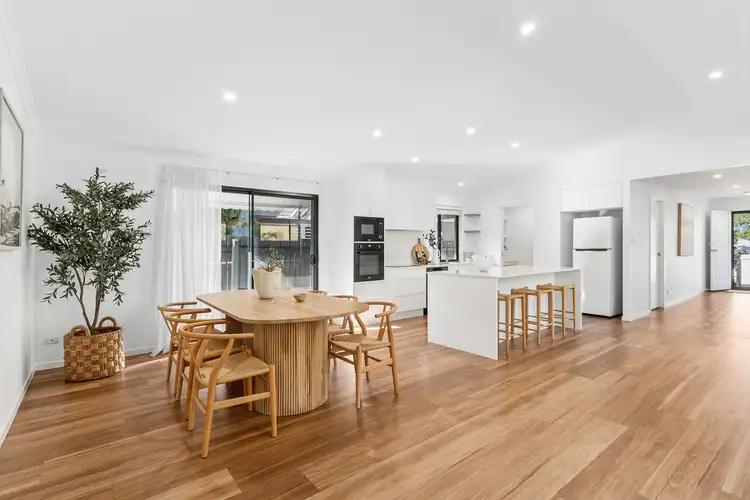 13 Yarrie Street, Corinda QLD 4075