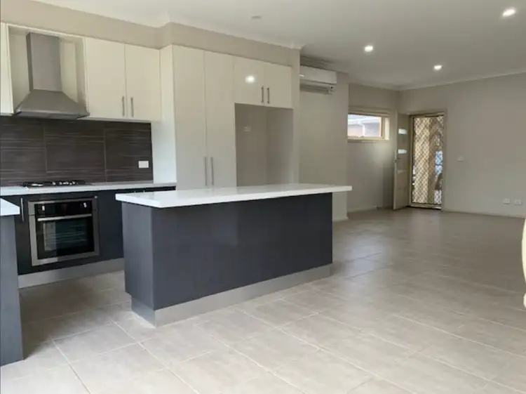 Second view of Homely house listing, 2/4 Rosamond Way, Epping VIC 3076