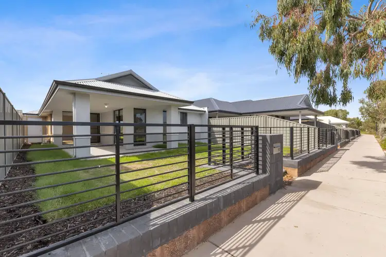 10 Bibra Way, South Yunderup WA 6208