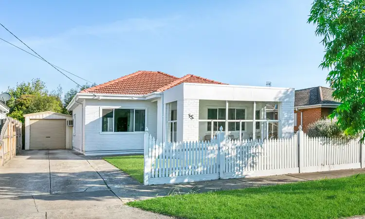 15 Kelverne Street