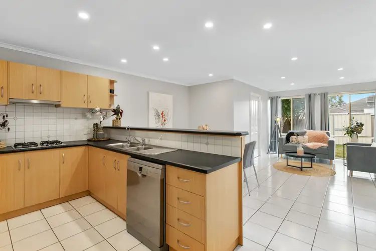 11 Bahloo Avenue, Mitchell Park SA 5043