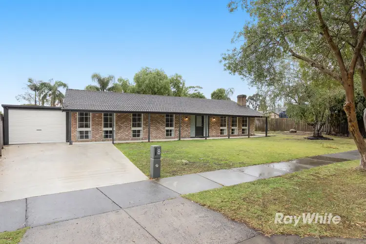 8 Bracken Court, Ferntree Gully VIC 3156