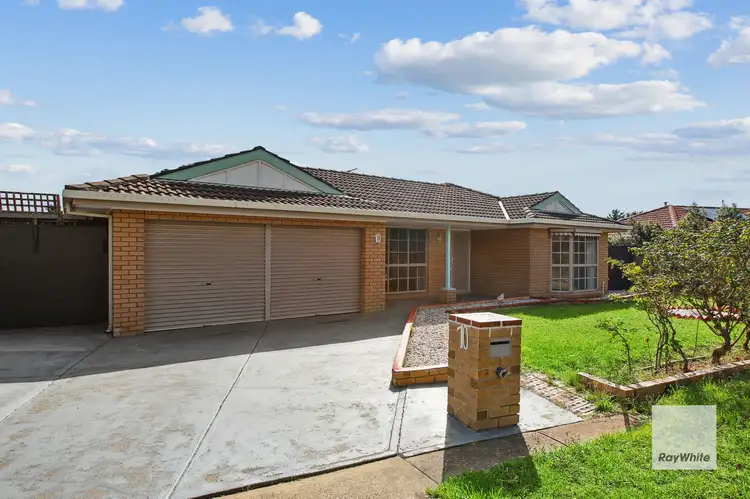 10 Bryson Court, Sydenham VIC 3037