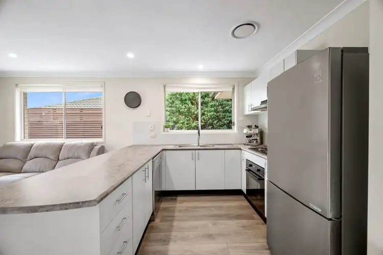 Fifth view of Homely house listing, 10 Britten Close, Cranebrook NSW 2749