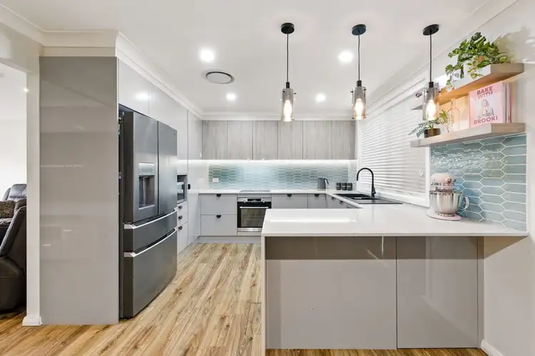 7 Tingha Avenue, South Penrith NSW 2750