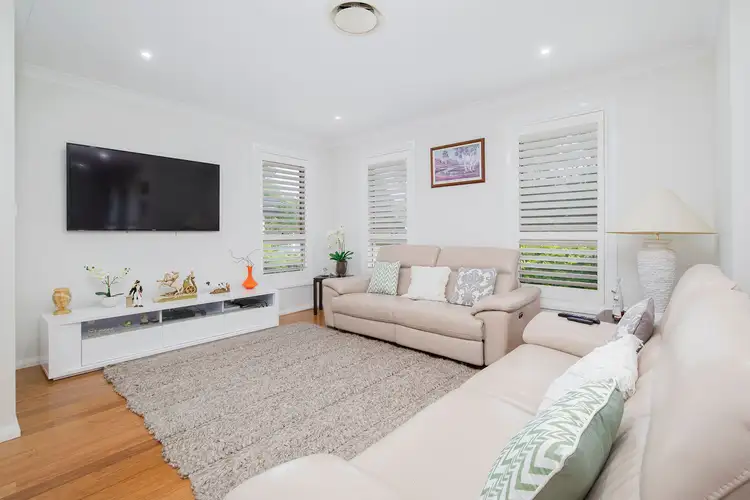 Fifth view of Homely villa listing, 1/6 Queen Street, Warners Bay NSW 2282