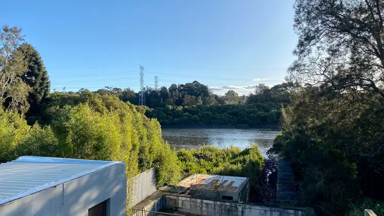 13 Salt Pan Road, Peakhurst NSW 2210