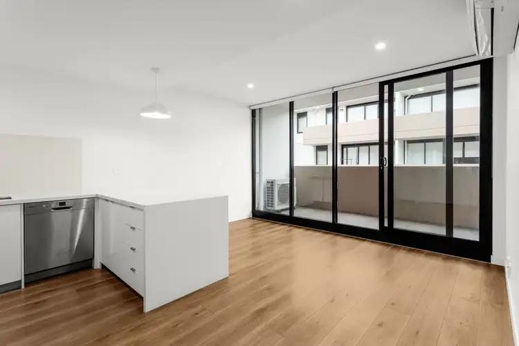 504/70 Batesford Road, Chadstone VIC 3148