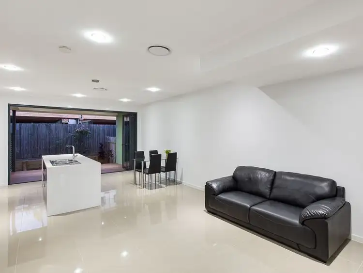 Sixth view of Homely townhouse listing, 3/38 Taunton Street, Annerley QLD 4103