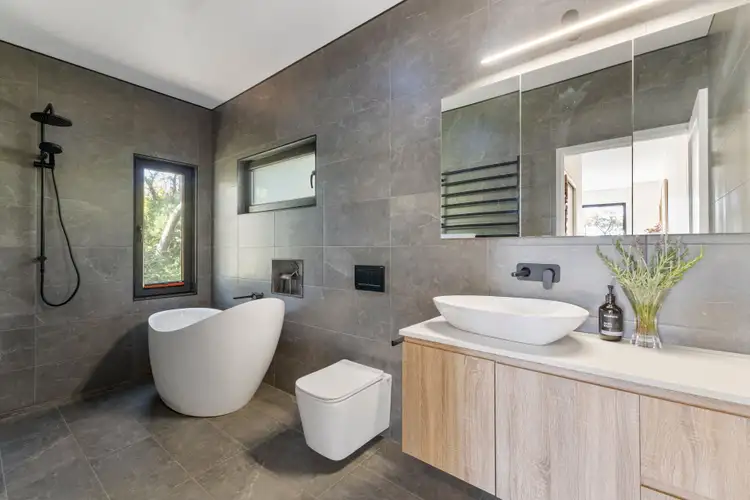 Sixth view of Homely house listing, 33 St Georges Road, Leura NSW 2780