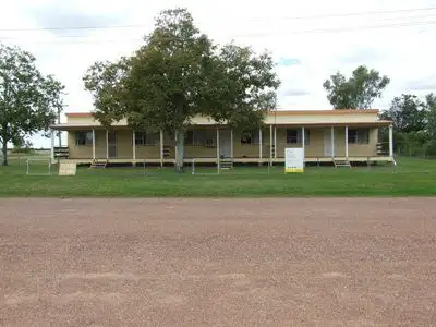 1/37 Hawthorn Street, Blackall QLD 4472