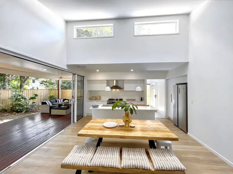 6 Yeri Drive, Rainbow Beach QLD 4581