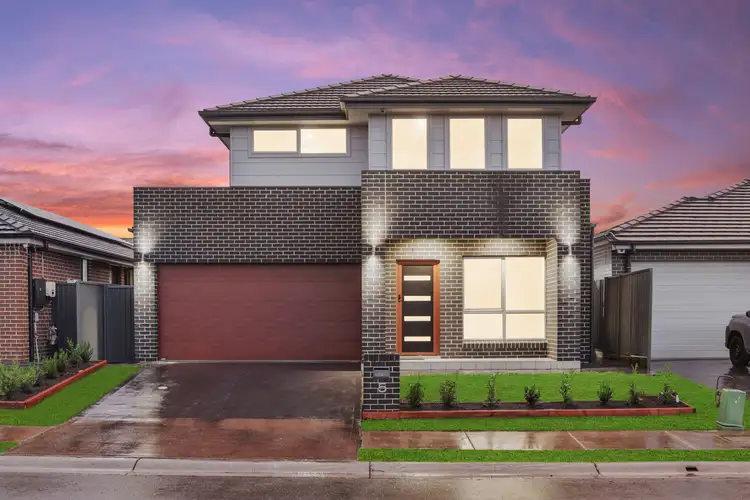 5 Irving Terrace, Middleton Grange NSW 2171
