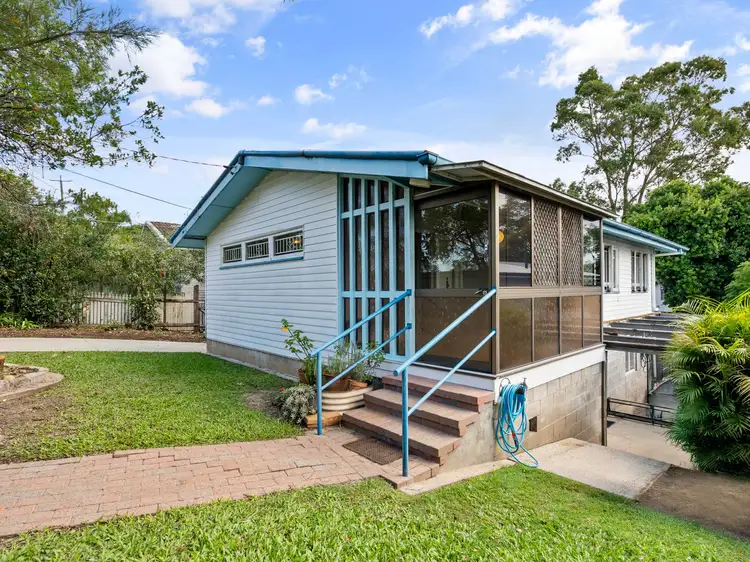 30 Burchell Street, Carina QLD 4152