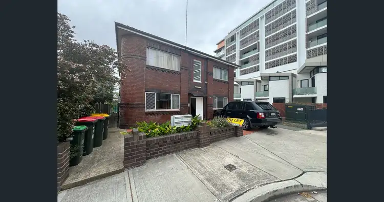 2/11 Cavill Avenue, Ashfield NSW 2131