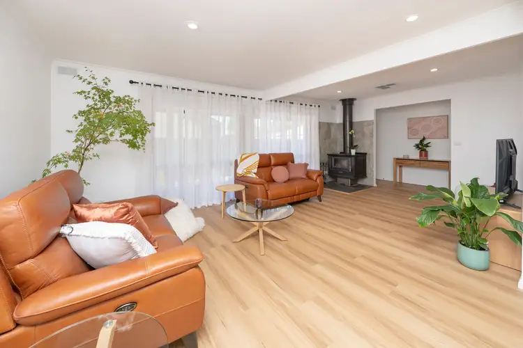 Fifth view of Homely house listing, 4 Blake Court, Swan Hill VIC 3585
