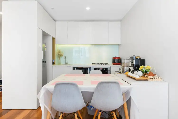 704/8 Wellington Road, Box Hill VIC 3128