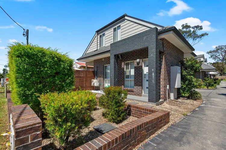 1/32 Canberra Street, Oxley Park NSW 2760