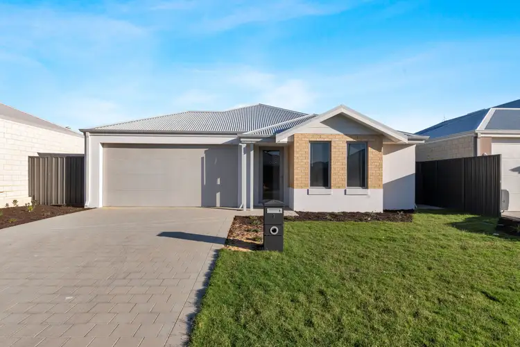 7 Segundo Street, Madora Bay WA 6210