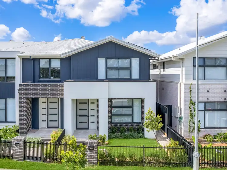 105 Thompson Road, Oran Park NSW 2570