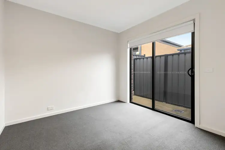 Sixth view of Homely house listing, 2 Vedro Road, Craigieburn VIC 3064