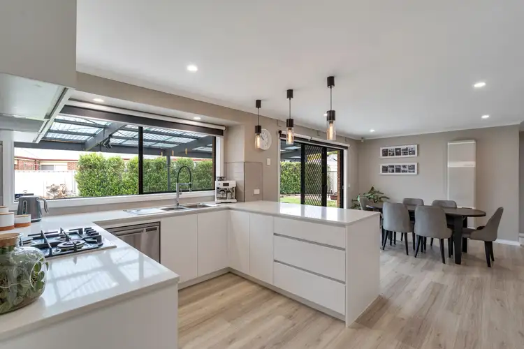 Seventh view of Homely house listing, 24 Stoneleigh Place, Craigieburn VIC 3064