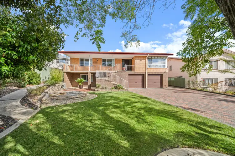 8 Webb Place, Weetangera ACT 2614