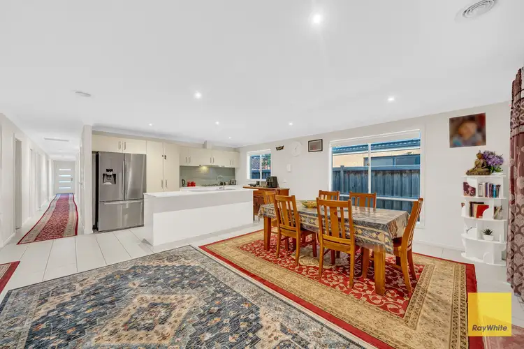 Fifth view of Homely house listing, 28 Cutleaf Crescent, Tarneit VIC 3029