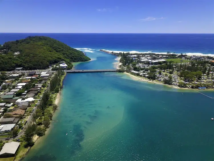 Third view of Homely unit listing, 3/6 Tallebudgera Drive, Palm Beach QLD 4221