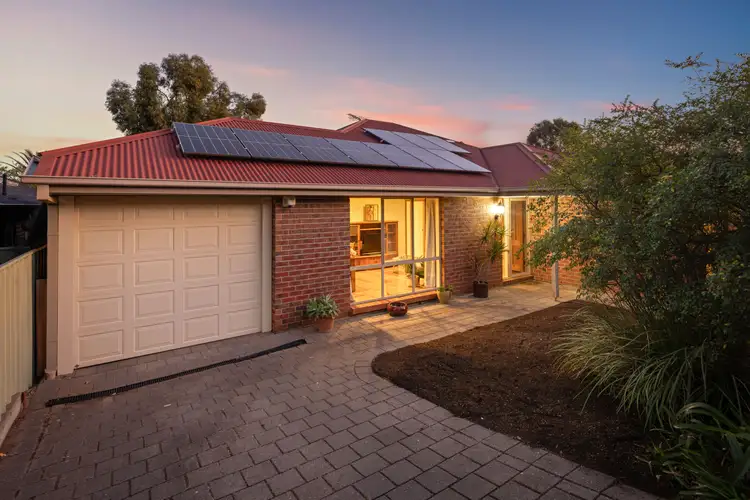 13 Cranbourne Drive, O'halloran Hill SA 5158