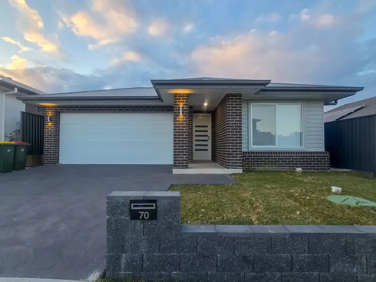 70 Cuttriss Crescent, Wilton NSW 2571