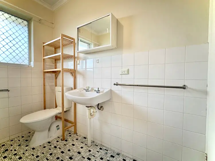 Fifth view of Homely unit listing, 2/139 Galloway Road, O'sullivan Beach SA 5166