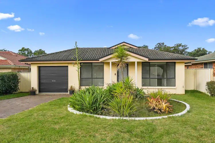 6b Madigan Grove