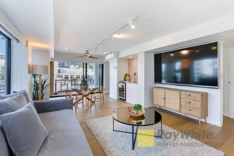 10/10 Albert Avenue, Broadbeach QLD 4218