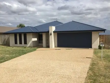 52 Bronco Drive, Gracemere QLD 4702