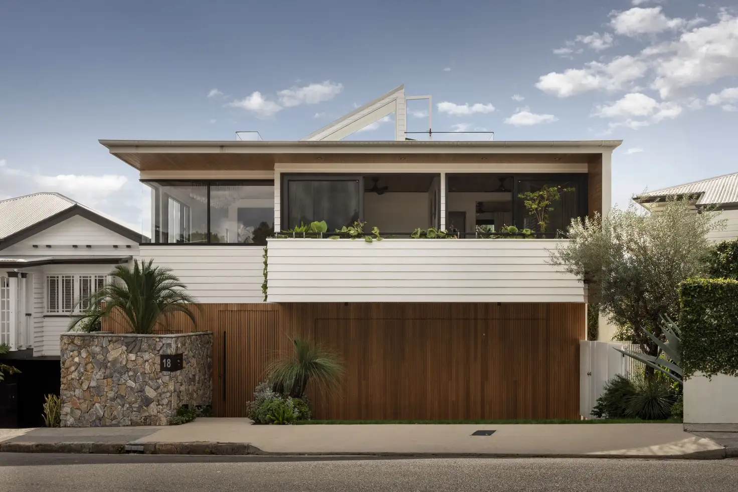 Main view of Homely house listing, 18 Teneriffe Drive, Teneriffe QLD 4005