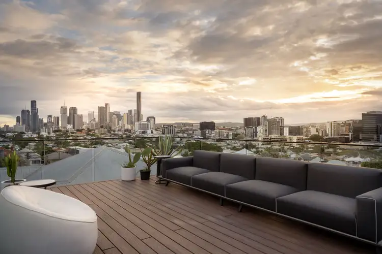 Second view of Homely house listing, 18 Teneriffe Drive, Teneriffe QLD 4005