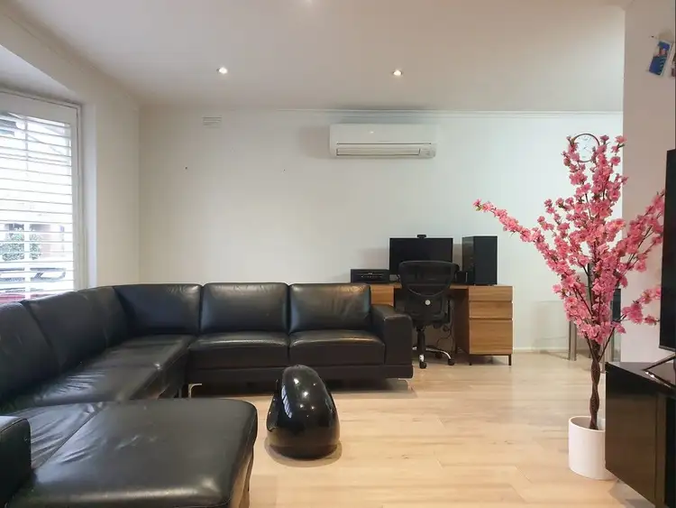 18/144 Grange Road, Carnegie VIC 3163