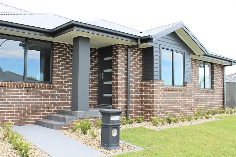 1 Norton Street, Spring Farm NSW 2570