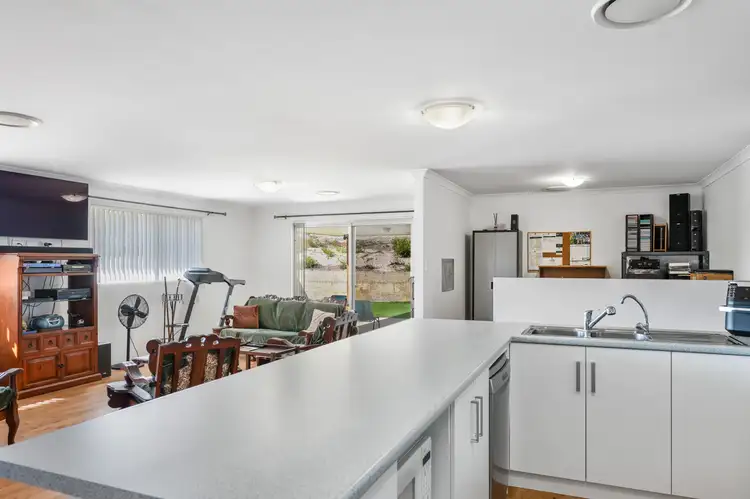 Fourth view of Homely house listing, 24 Thames Drive, Cape Burney WA 6532