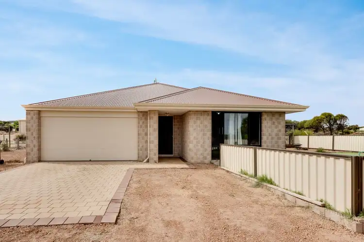 69 Wittenoom Circle, White Peak WA 6532