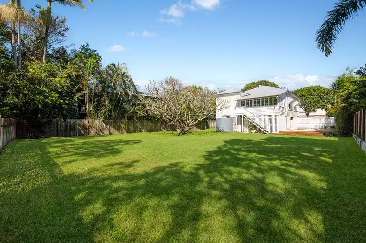 41 Burke Street, Coorparoo QLD 4151