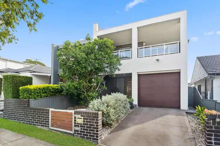 18 Queensbury Road, Padstow Heights NSW 2211