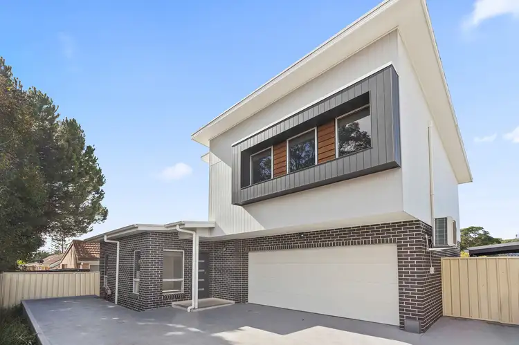 6B Storey Street, Oak Flats NSW 2529