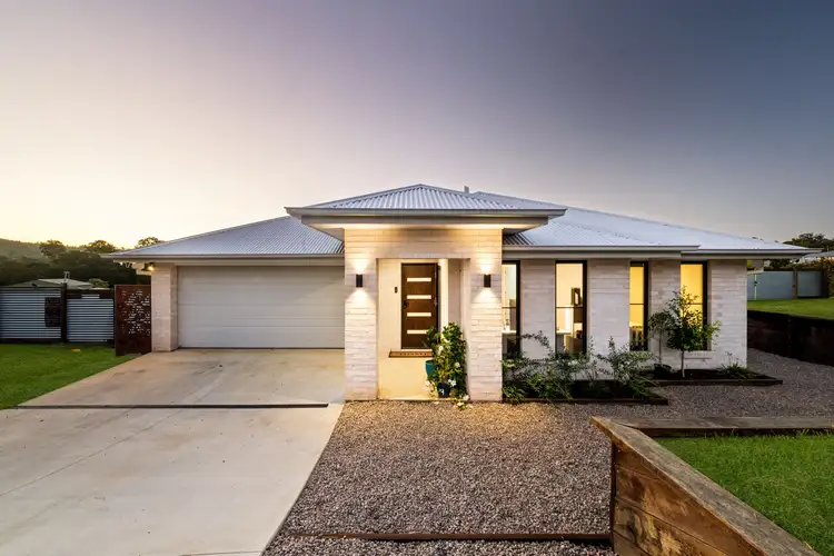 26 Mcmurtrie Road, Chatsworth QLD 4570