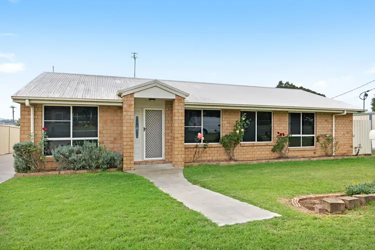 37 Moncrieffe Street, Warwick QLD 4370
