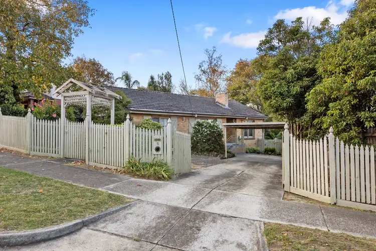 5 Birdie Street, Mount Waverley VIC 3149