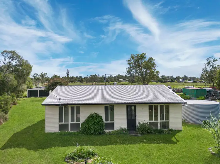 33 Johnson Drive, Lockrose QLD 4342